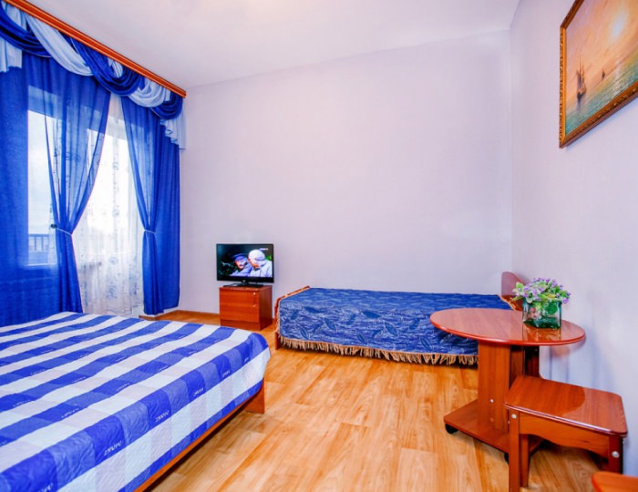 Трехместный номер - Гостевой дом «Альтаир Центр»